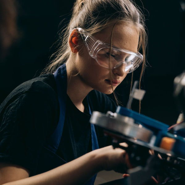 Shield Right Visitor Safety Glasses Tinted